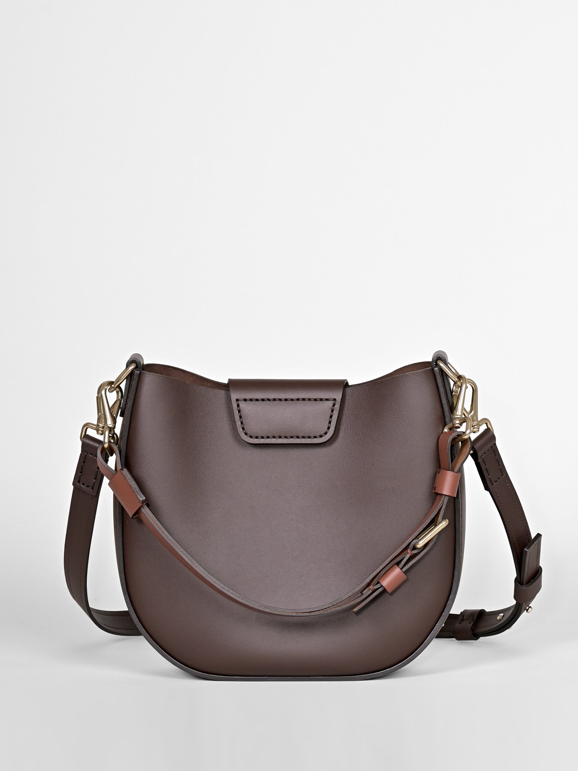 Handtasche ASTOR – vollnarbiges Rindsleder – dunkelbraun + cognac